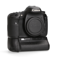 Canon 7D + Grip