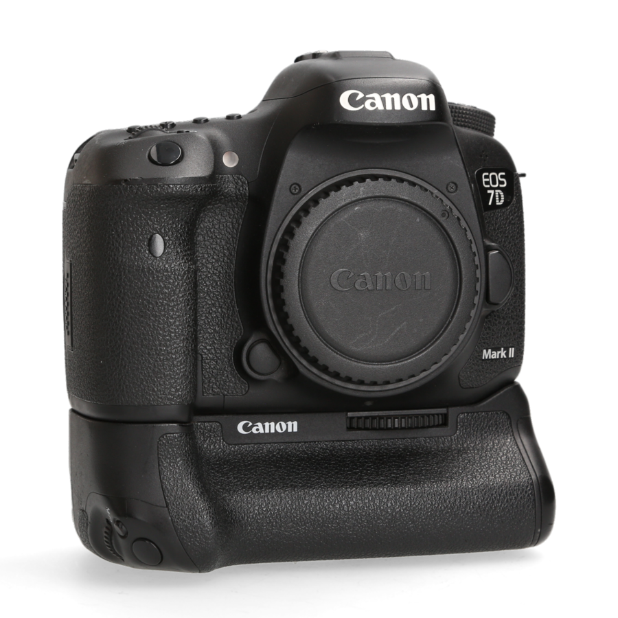 Canon 7D Mark II + Grip - 69.240 kliks