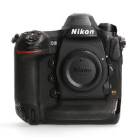 Nikon D6 - 340.000 kliks