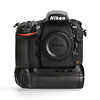 Nikon Nikon D810 + MB-D12 - 49938 kliks