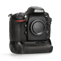 Nikon D810 + MB-D12 - 49938 kliks