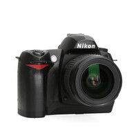 Nikon D70s + 28-80mm