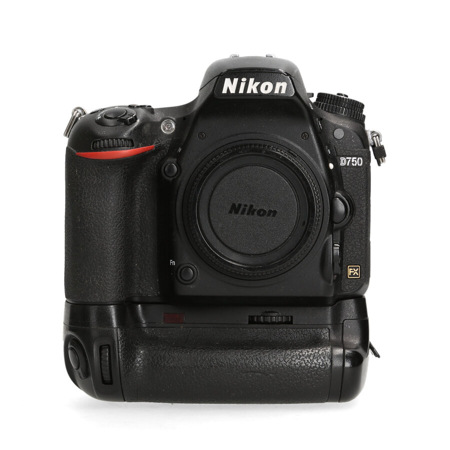 Nikon D750 + Jupio grip - 64.000 kliks
