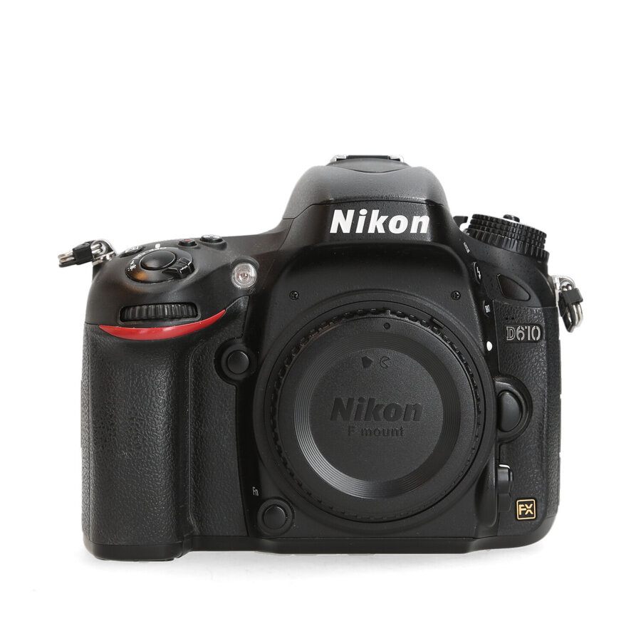 Nikon D610 - 70.499 kliks