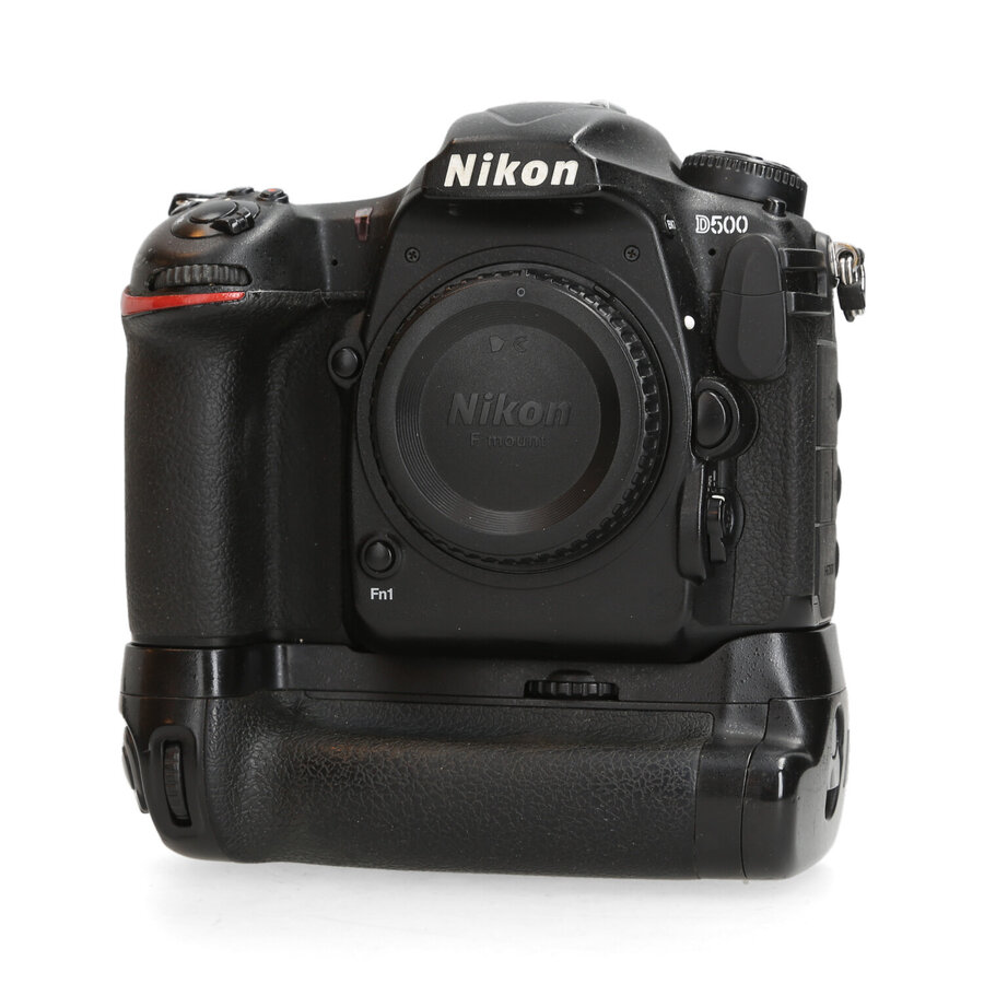 Nikon D500 + Jupio grip - 64.522 Kliks - Gereserveerd