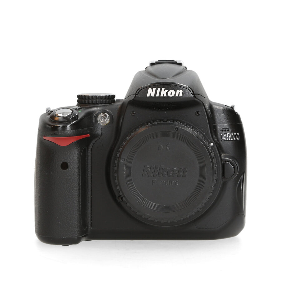 Nikon D5000 - 21.439 kliks