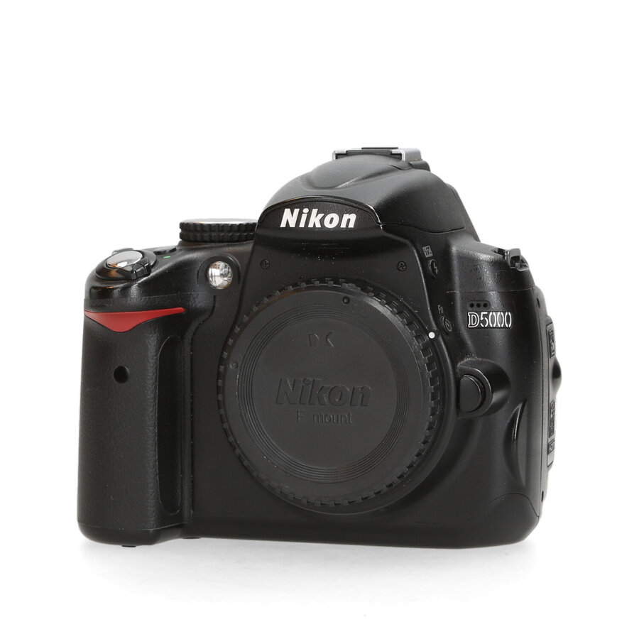 Nikon D5000 - 21.439 kliks