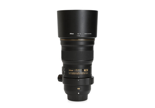 Nikon 300mm 4.0 E AF- S PF ED VR 