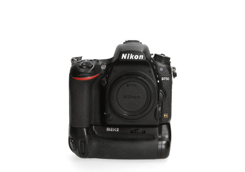 Nikon D750 58.161 kliks 