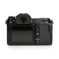 Fujifilm GFX100S - 2.492 clicks