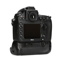 Nikon D800 + Grip. 74.110 kliks