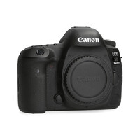 Canon 5D Mark IV - 4.086 kliks