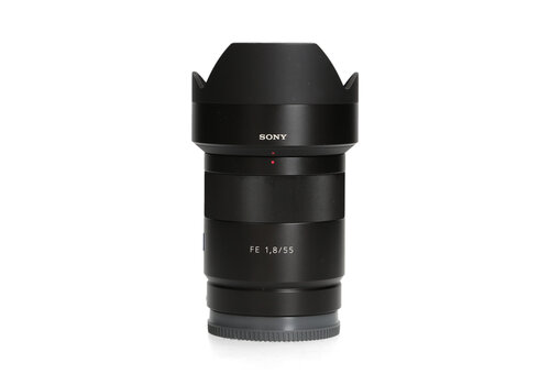 Sony FE 55mm 1.8 ZEISS Sonnar T* 