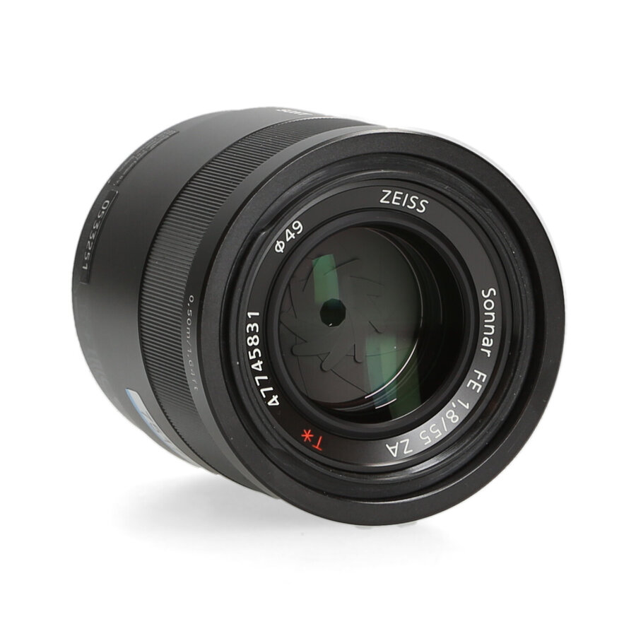 Sony FE 55mm 1.8 ZEISS Sonnar T*