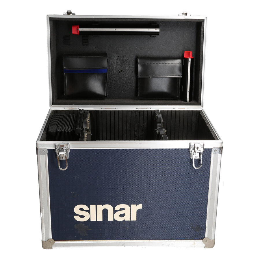 Sinar P2 + Sinar DB shutter, copal + cable release, extention, bellows, filters, etc.