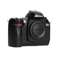 Nikon D70 - 4.836 kliks