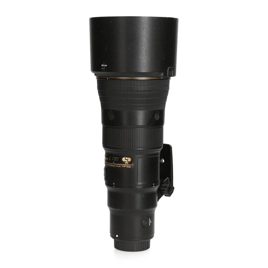 Nikon 500mm 5.6 E AF-S PF ED VR - Licht krasje lens