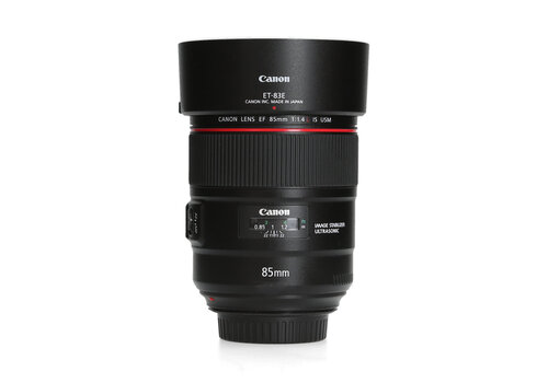 Canon 85mm 1.4 L EF IS USM 