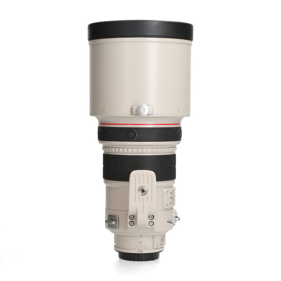 Canon 200mm 2.0 L EF IS USM