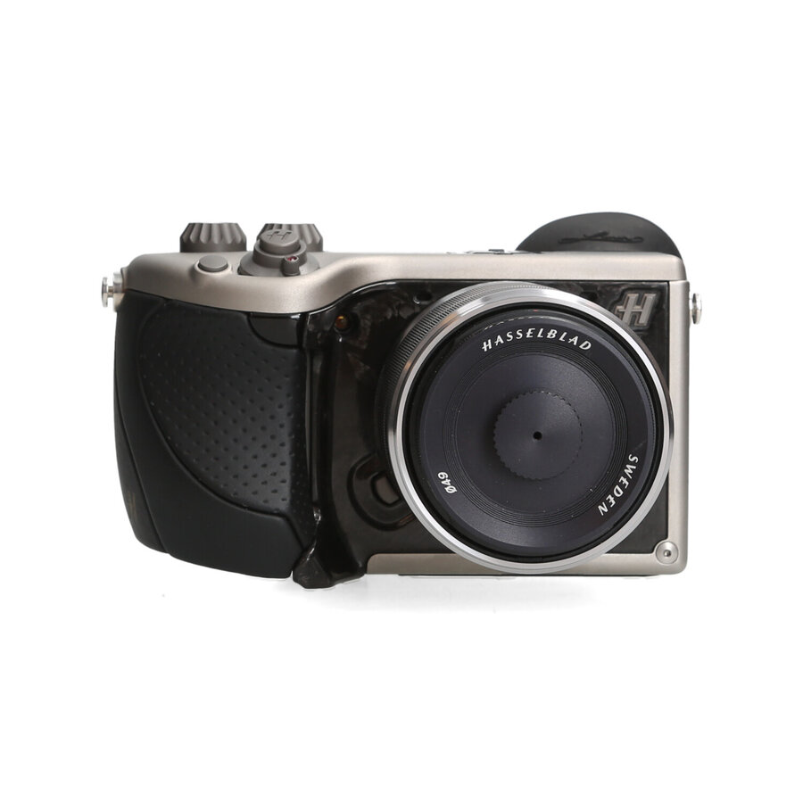 Hasselblad Lunar Black Leather + 18-55mm