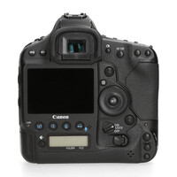 Canon 1 DX - 210.997 Kliks