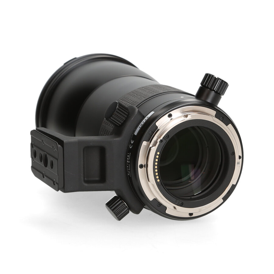 Hasselblad HC 300mm 4.5 Firmware: 19.1.0 - 674 shuttercount