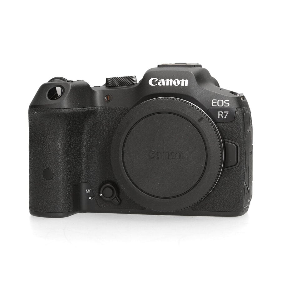 Canon R7 - < 18.000 kliks