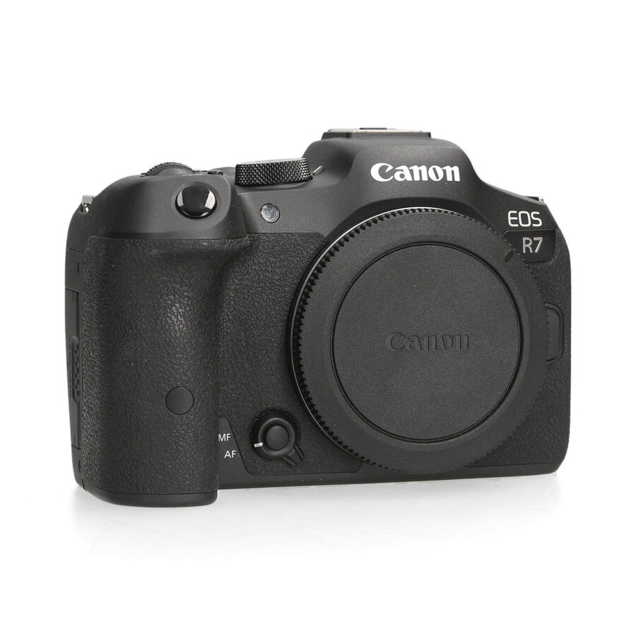 Canon R7 - < 18.000 kliks