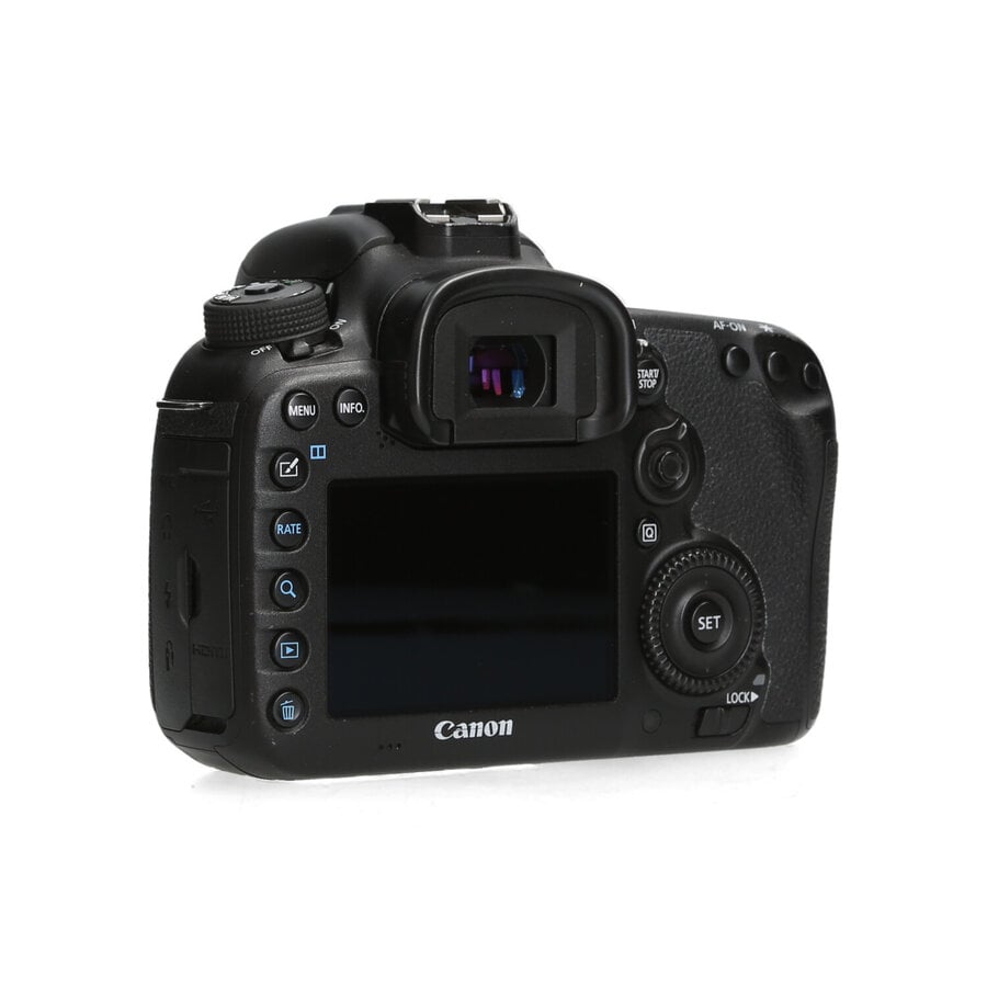 Canon 7D mark II  69.000 kliks