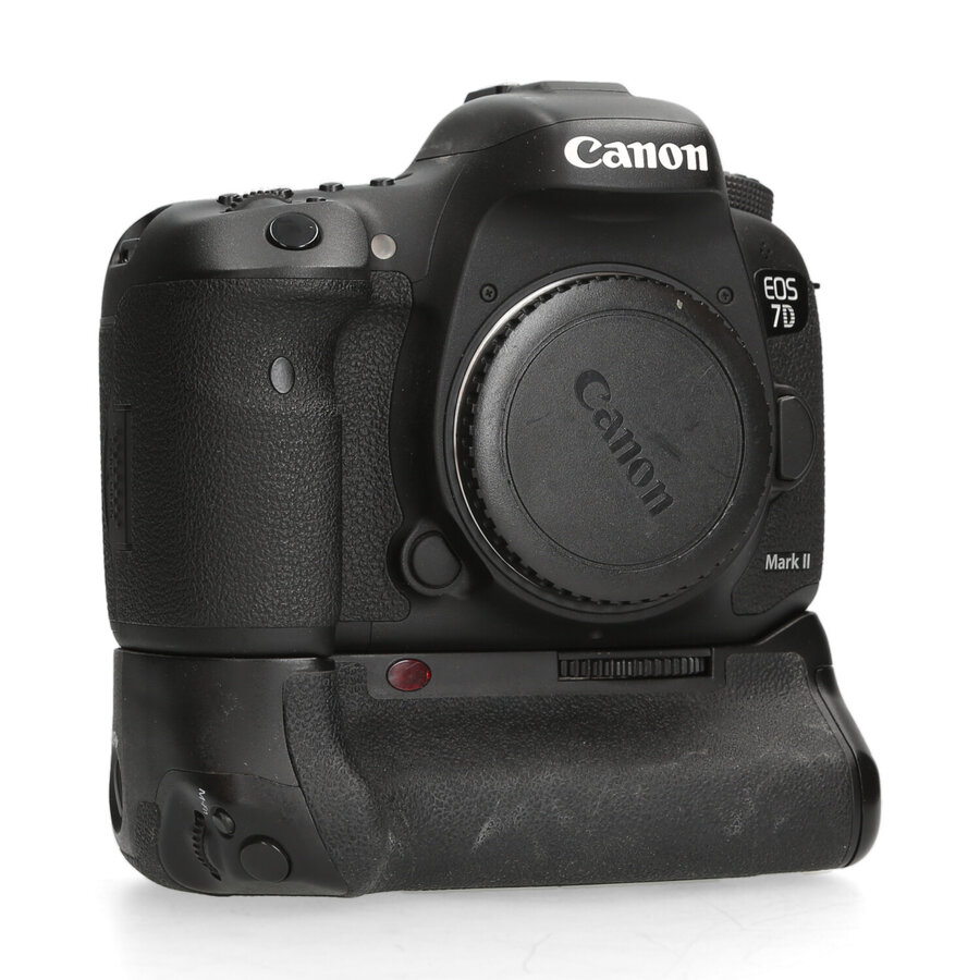 Canon 7D Mark II + Grip 13.319 kliks