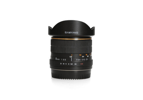 Samyang 8mm 3.5 FISH-EYE CS - canon EF-S 