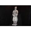 LoodsVol, Tuinbeelden Betonnen beeld van een hoge Chinese officier uit het terracotta leger