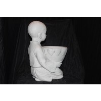 thumb-Betonnen beeld van jonge boeddhistische monnik met rijstkom – Tuinbeeld en plantenbakje-4