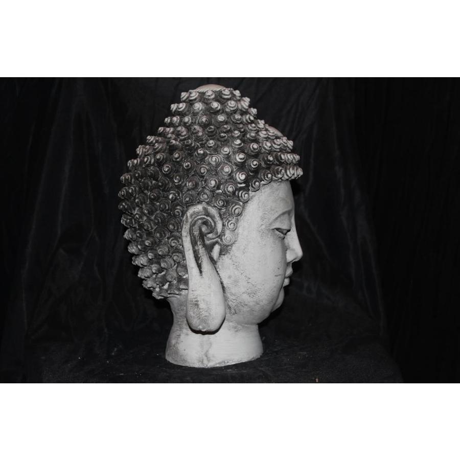 Betonnen beeld Boeddhahoofd van Tara – Spiritueel tuinbeeld voor vrede en moederschap-2