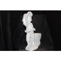 thumb-Betonnen beeld van een jongetje met plantenbakje – Decoratief tuin- en vensterbankbeeld-3