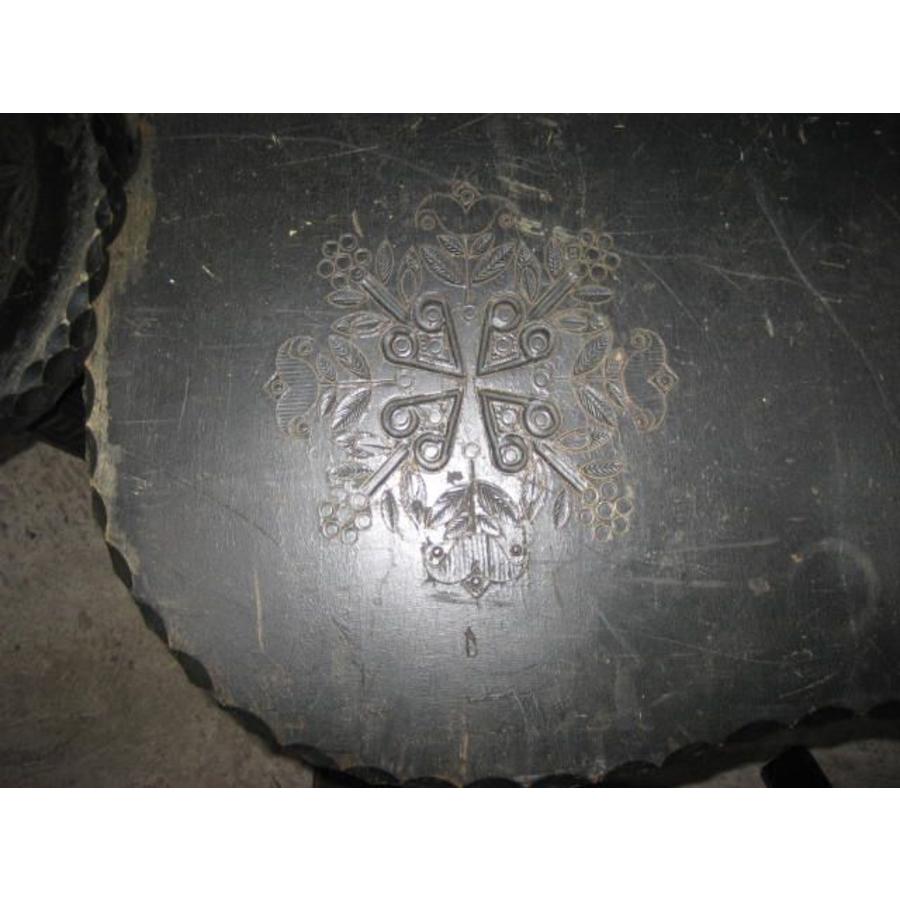 Vintage kinder zithoekje van tropisch hout met roodkoperen versieringen-3