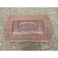 thumb-Antieke naaikist uit 1920 met sierlijk houtsnijwerk en vakverdeling-2