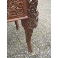 thumb-Antieke naaikist uit 1920 met sierlijk houtsnijwerk en vakverdeling-7