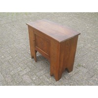 thumb-Vintage eikenhouten kastje met houtsnijwerk en deurtjerk-2