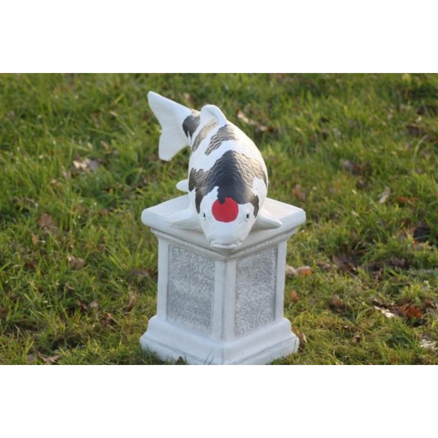 Tancho showa van beton – Vijverbeeld-9