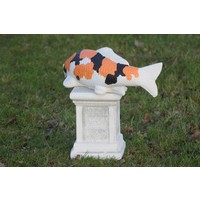 thumb-Showa koi in oranje van beton – Vijverbeeld-5