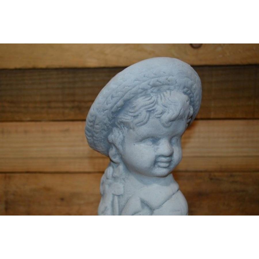 Betonnen beeld jongetje met strohoed voor tuin of vensterbank-4