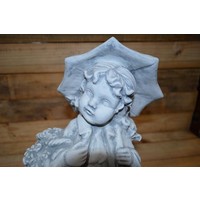 thumb-Betonnen beeld meisje met paraplu en mandje voor tuin of vensterbank-2