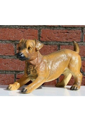 Kunststof bruin hondje 