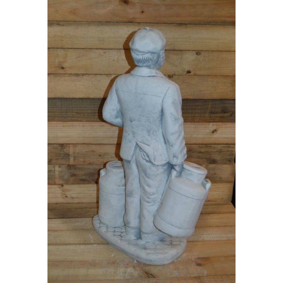 Betonnen beeld boertje met melkbussen – Landelijk tuinbeeld en cadeau-5