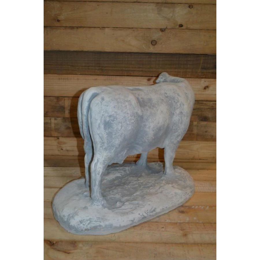 Betonnen beeld koe – Naar links kijkend tuinbeeld-4