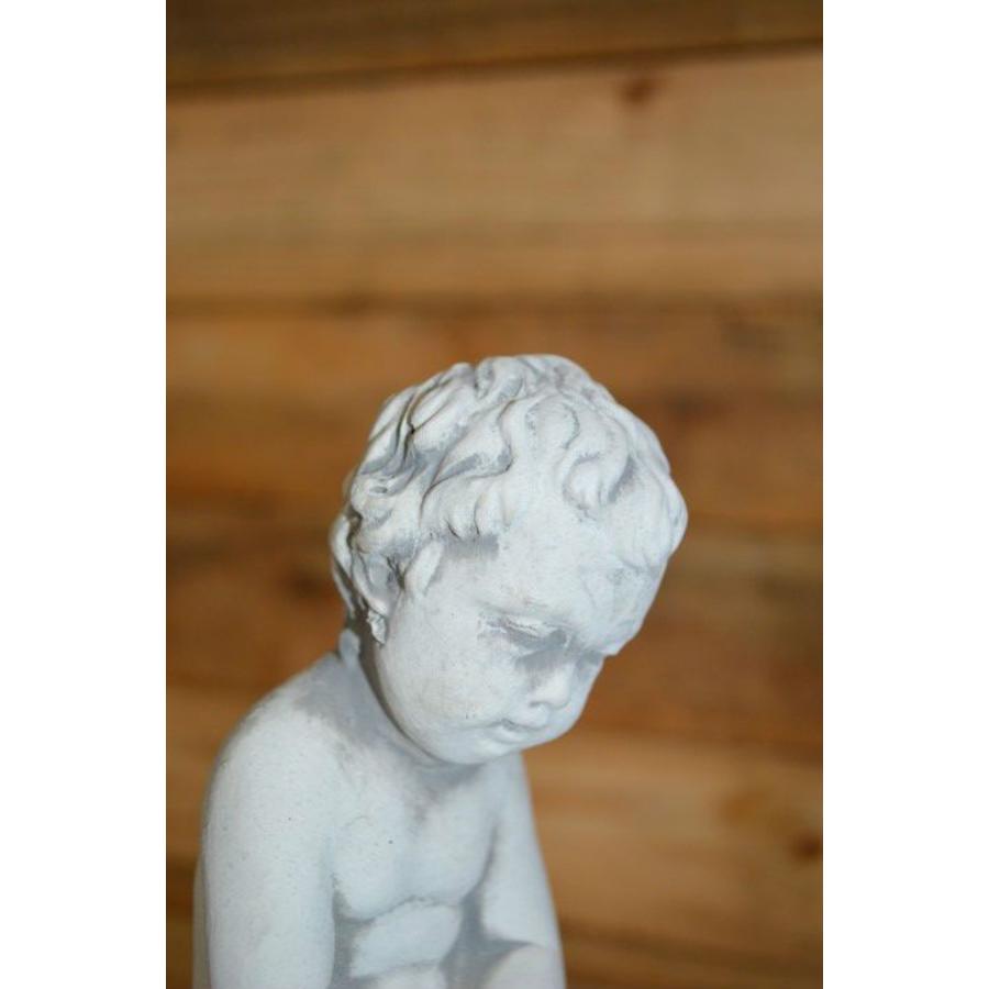 Betonnen jongetje zittend op bol – Schattig kinderbeeldje voor binnen en buiten-5