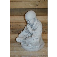 thumb-Betonnen Boeddha mediterend – Rustgevend tuin- en interieurbeeld-1