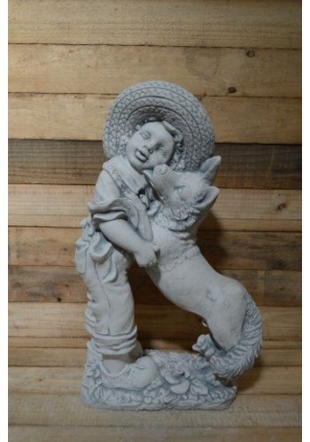 Betonnen meisje met herdershond 