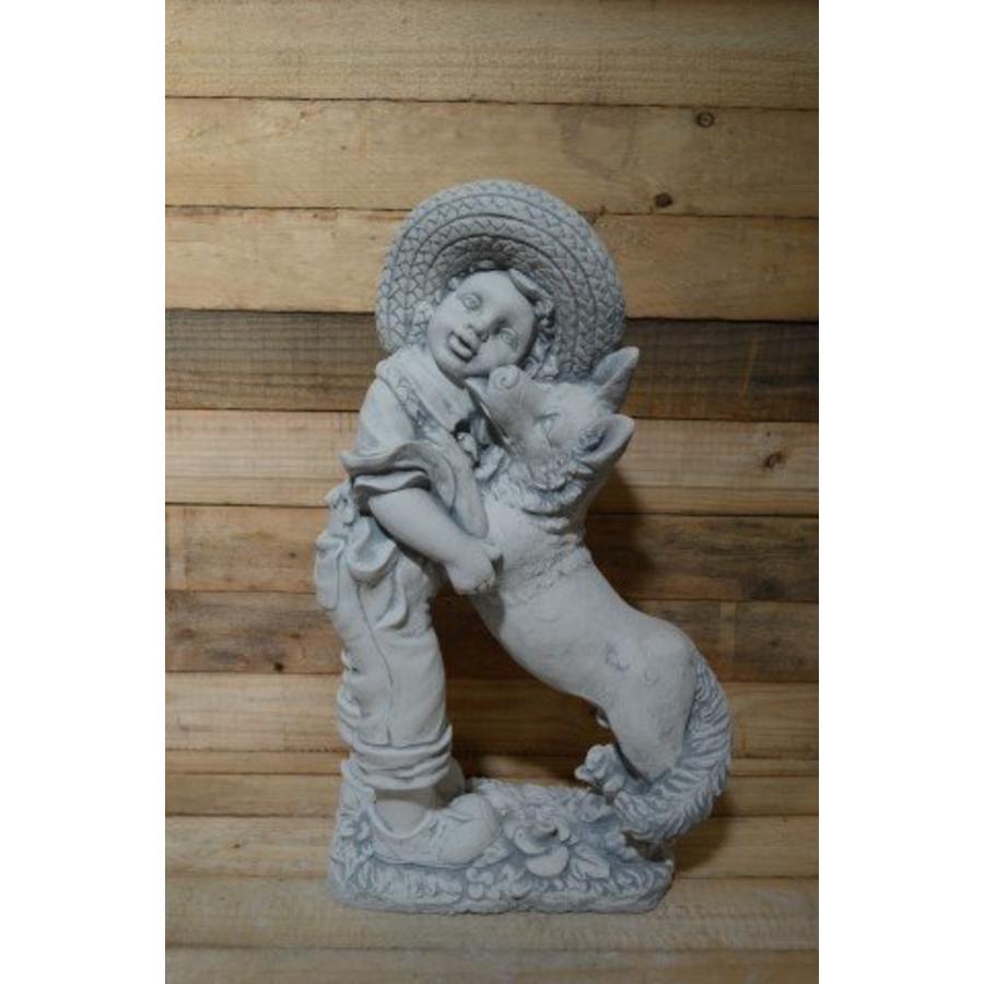 Betonnen meisje met herdershond – Decoratief tuin- en balkonbeeld-1